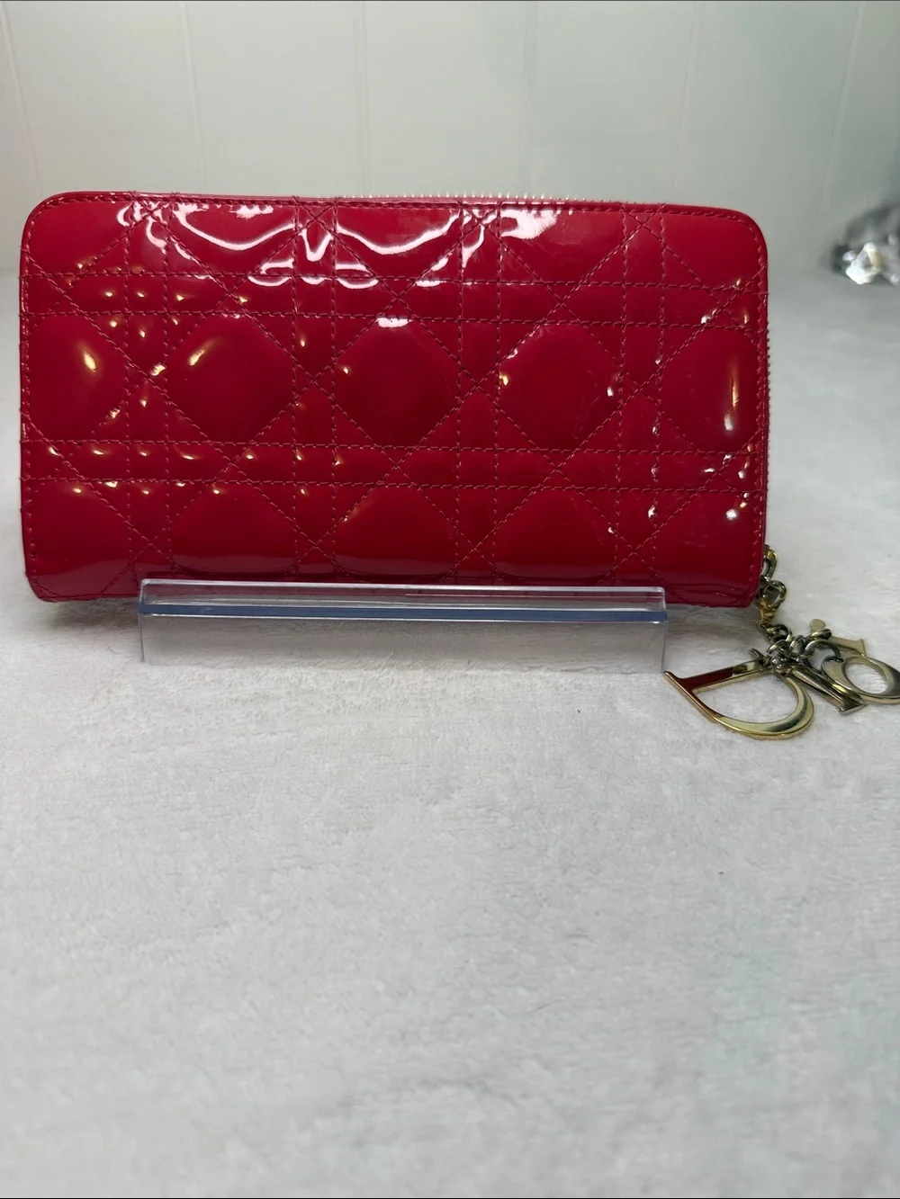 Dior Lady Dior Cannage Patent Leather Zip Around Wallet w/detachable Dior charm